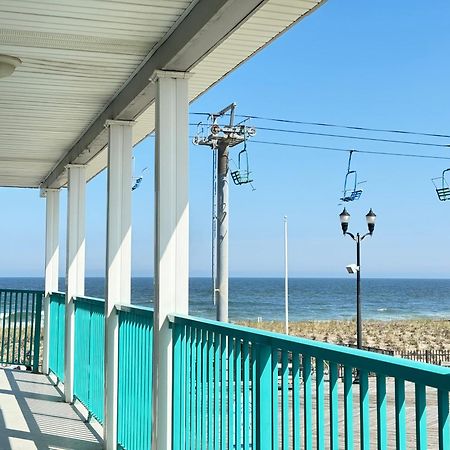 Boardwalk Sand & Surf Beach Hotel Oceanfront Сисайд Хайтс Экстерьер фото