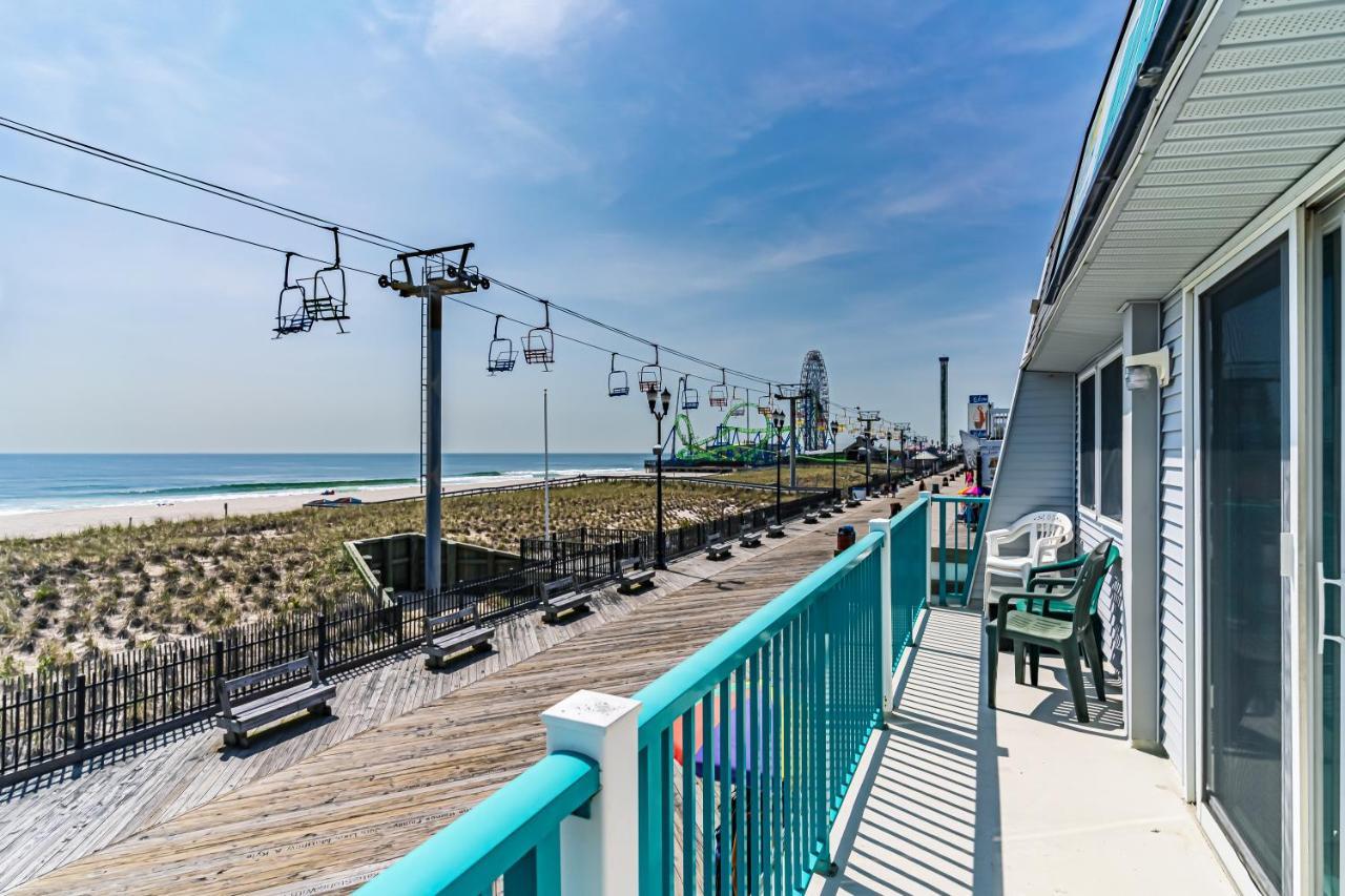 Boardwalk Sand & Surf Beach Hotel Oceanfront Сисайд Хайтс Экстерьер фото